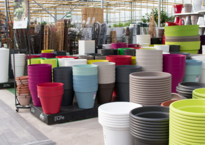 Découvrez notre large gamme de vases et pots pour vos fleurs et vos plantes